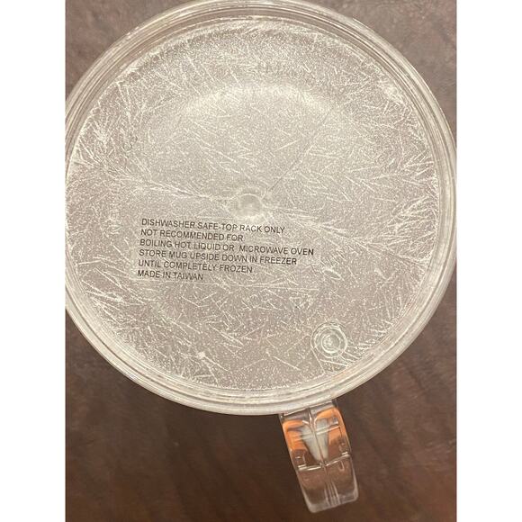 Vintage Six Flags Looney Tunes Frosted Mug Tweety Sylvester Road Runner Freezer - Picture 5 of 7